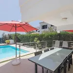 Willa Guestready - Tarantos Amplitud Y Sol A Un Paso Del Mar *