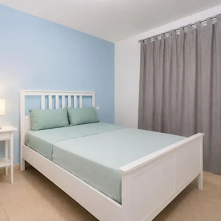 Willa Guestready - Tarantos Sea View And Pool