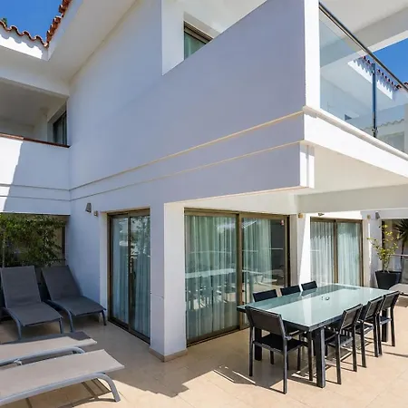 Willa Guestready - Tarantos Sea View And Pool *