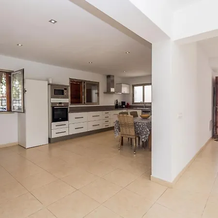 Willa Guestready - Tarantos Sea View And Pool *